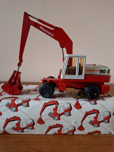 Poclain excavator 1 50 - poclain, p