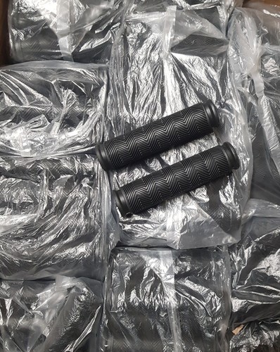 Joblot 100 pairs quality - joblot,