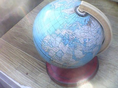 Vintage tin plate - globe, from