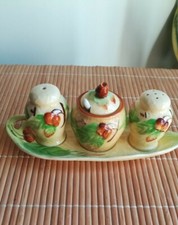 Marutomoware T Cruet set on tray with original spoon. Made in Japan. Fine China.