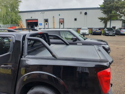 Navara np300 2016 black - navara,