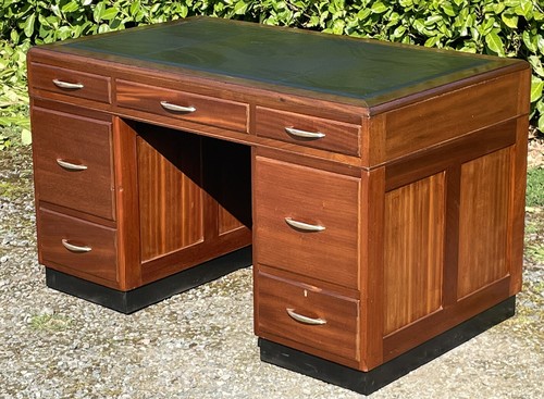 Superb mid century pedestal - mid,