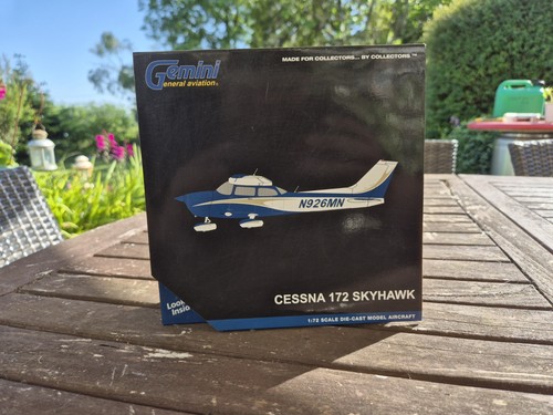 Cessna 172s skyhawk gemini - 172s,