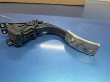 Throttle accelerator pedal