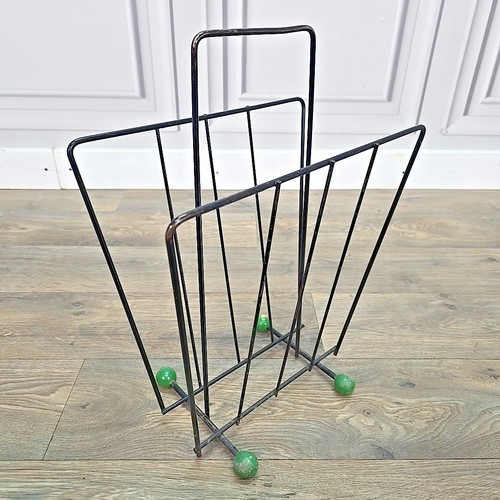 Retro vintage magazine rack - retro,