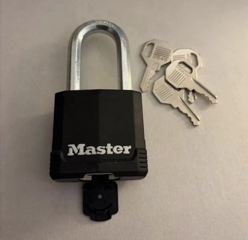 Master padlock with four - master,