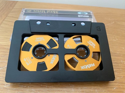 Unique open reel to - to,