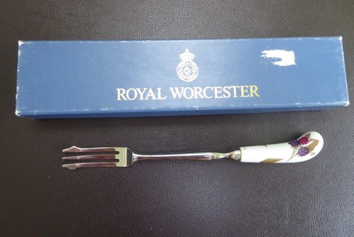 Royal worcester boxed - royal, vintage