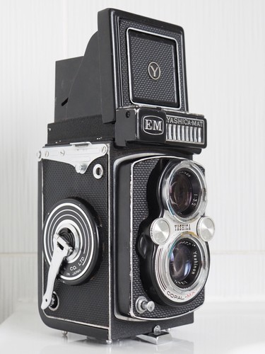Yashica mat 120 - mat,