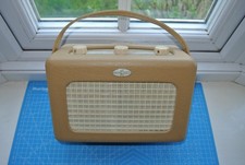 Vintage Roberts R 66 radio