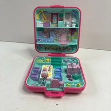 Vintage Polly Pocket Compact Pink Playset with Miniature Doll Figures