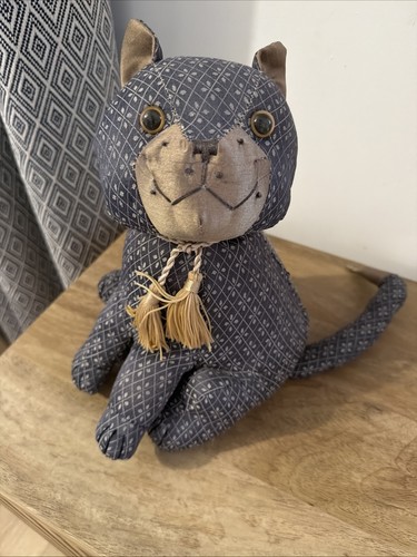 Dora designs cat doorstop - dora,