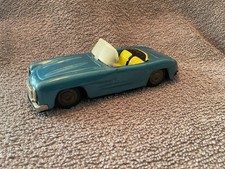 Vintage SSS International