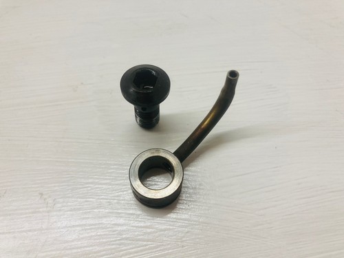 Engine piston oil spray - engine,