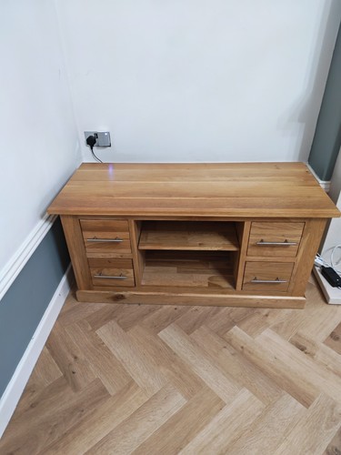 Solid oak unit - oak, tv