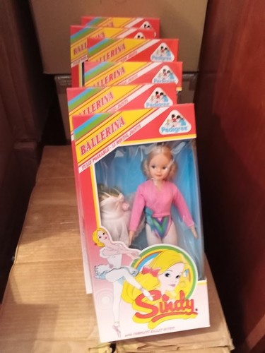 Super deal sellig dolls - deal, 6