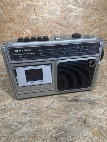 Sanyo m2560lg radio cassette - m2560lg,
