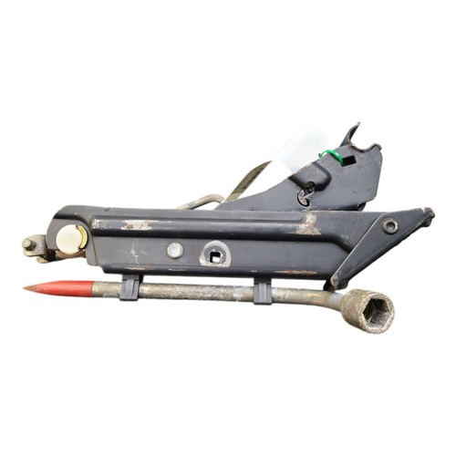 Volvo 850 jack handle - t5,
