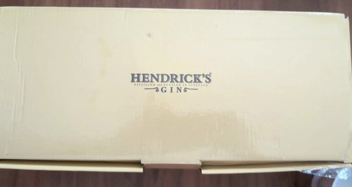 Hendricks gin tea set - gin, in