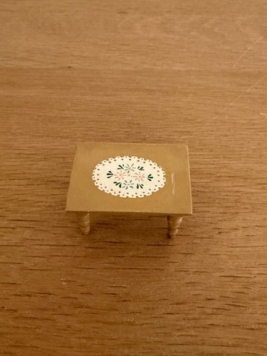 Hantel miniatures pine table - hantel,
