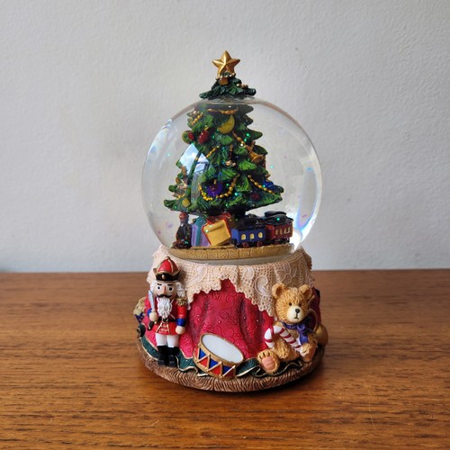 Musical rotating christmas - musical,