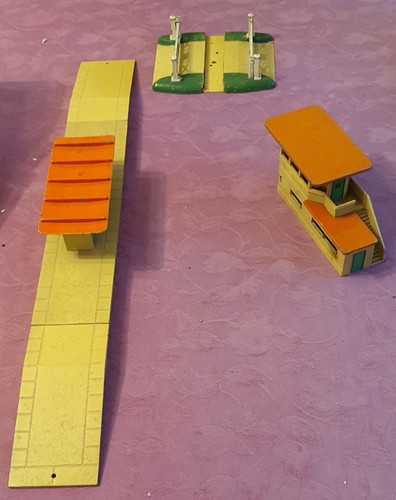 Hornby dublo station level - hornby,