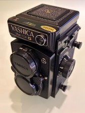 Yashica Mat 124 6x6 TLR 120mm Film Camera & Yashinon 80mm F3.5 