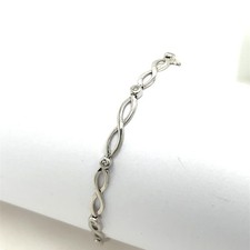 Diamond Bracelet Set in 9ct White Gold with 9 Round Diamonds