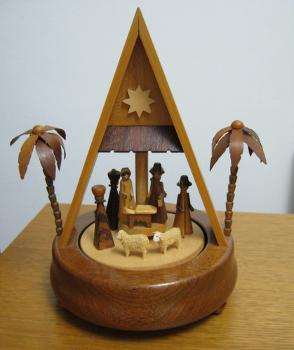 Vintage erzgebirge nativity - erzgebirge,
