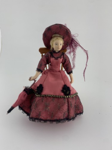 The dolls house - house, emporium
