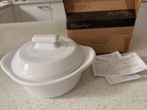 The pampered chef mini round - the,