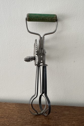 Vintage skyline kitchen whisk - kitchen,
