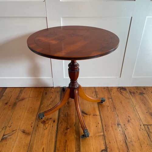 Round wooden side - round,