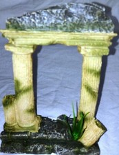 GREEK / ROMAN PILLARS RUINS