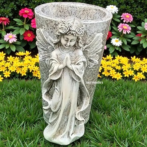Angel praying memorial - praying,