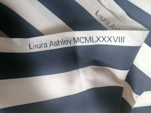 Laura ashley cirque - sultan,