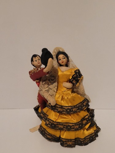 Vintage spanish dancing dolls - vintage,