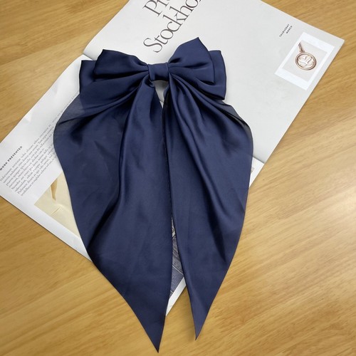 Very large satin - double, hair