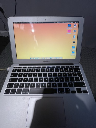Apple macbook air 128gb - 11.6", (128gb
