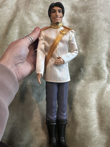 Disney tangled flynn - disney,