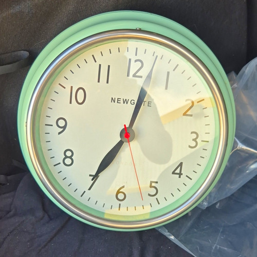 Newgate round green analogue - round,