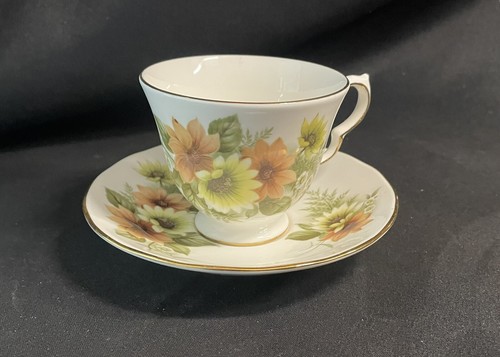 Royal vale bone china teacup - vale,