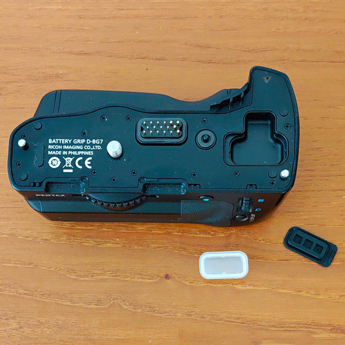 Pentax bg7 battery - battery, grip