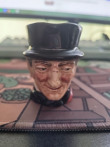 Toby jug royal - royal, doulton