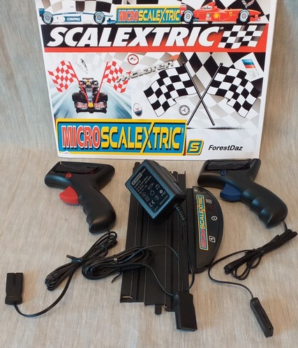 Micro scalextric bundle - scalextric,