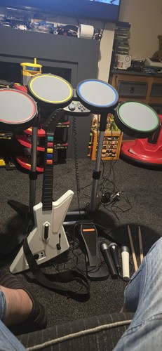 Rock band instrument edition - rock,