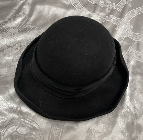 Women black felt bowler - black,