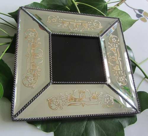 Scrying mirror - scrying,
