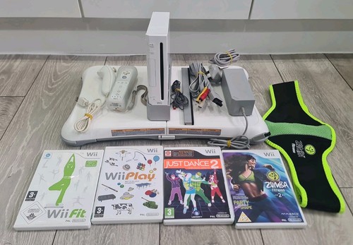 Nintendo wii console bundle - nintendo,