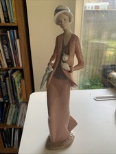 Nap by Lladro Autumn Stroll